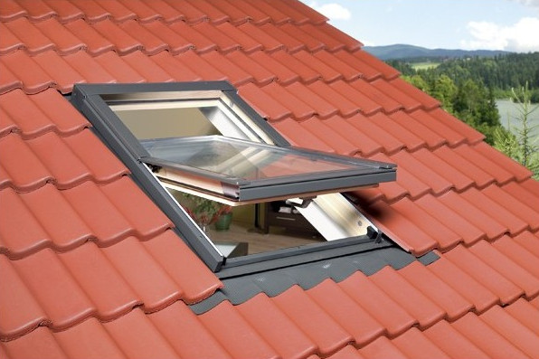 Optilight roof window